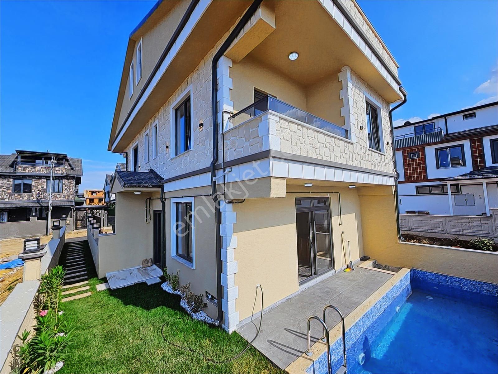 Deniz'den 4+1 Havuzlu, Denize Yakın Villa - Tanıtım Videolu - Görsel 17