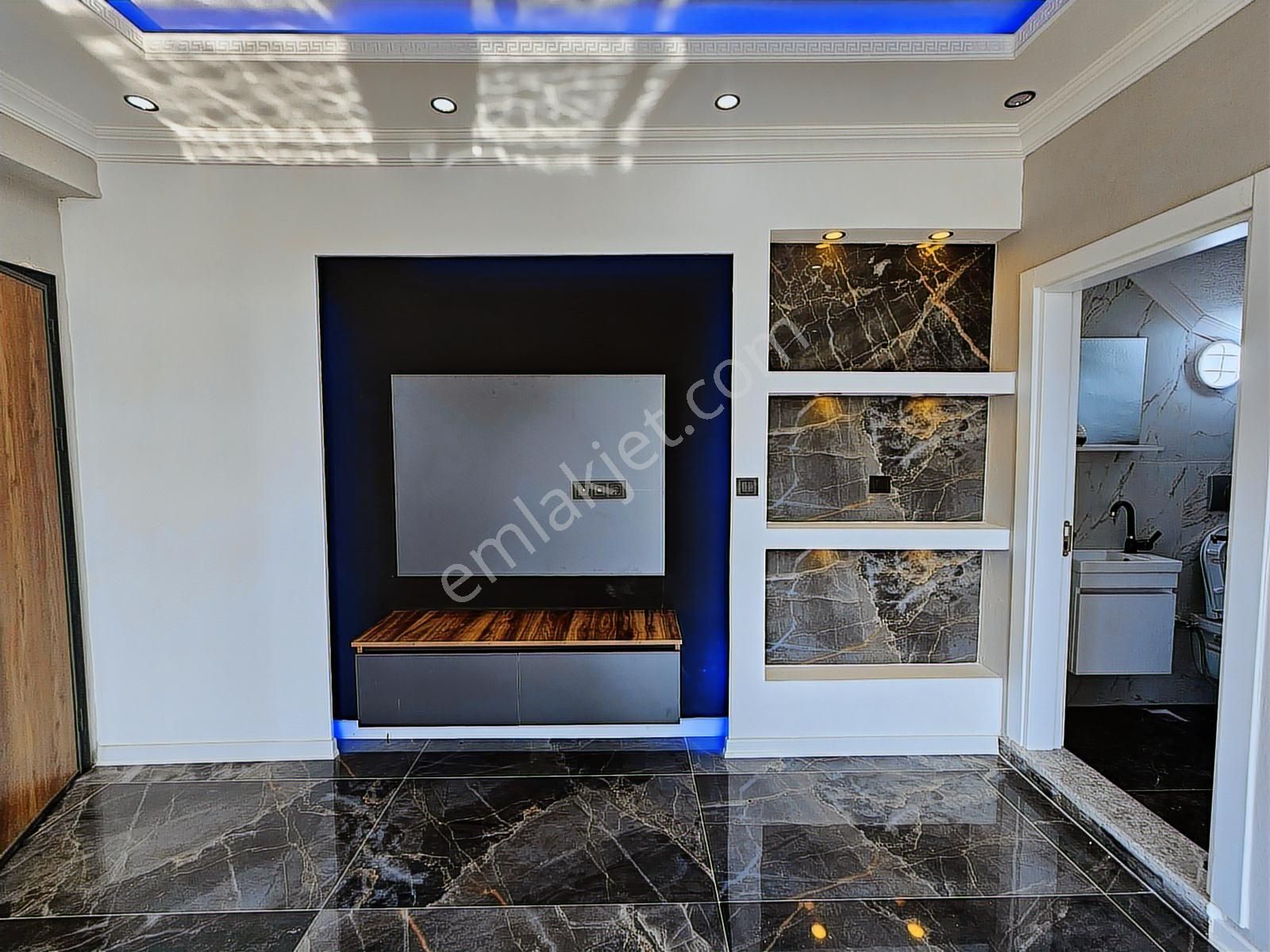 Deniz'den 4+1 Havuzlu, Denize Yakın Villa - Tanıtım Videolu - Görsel 24