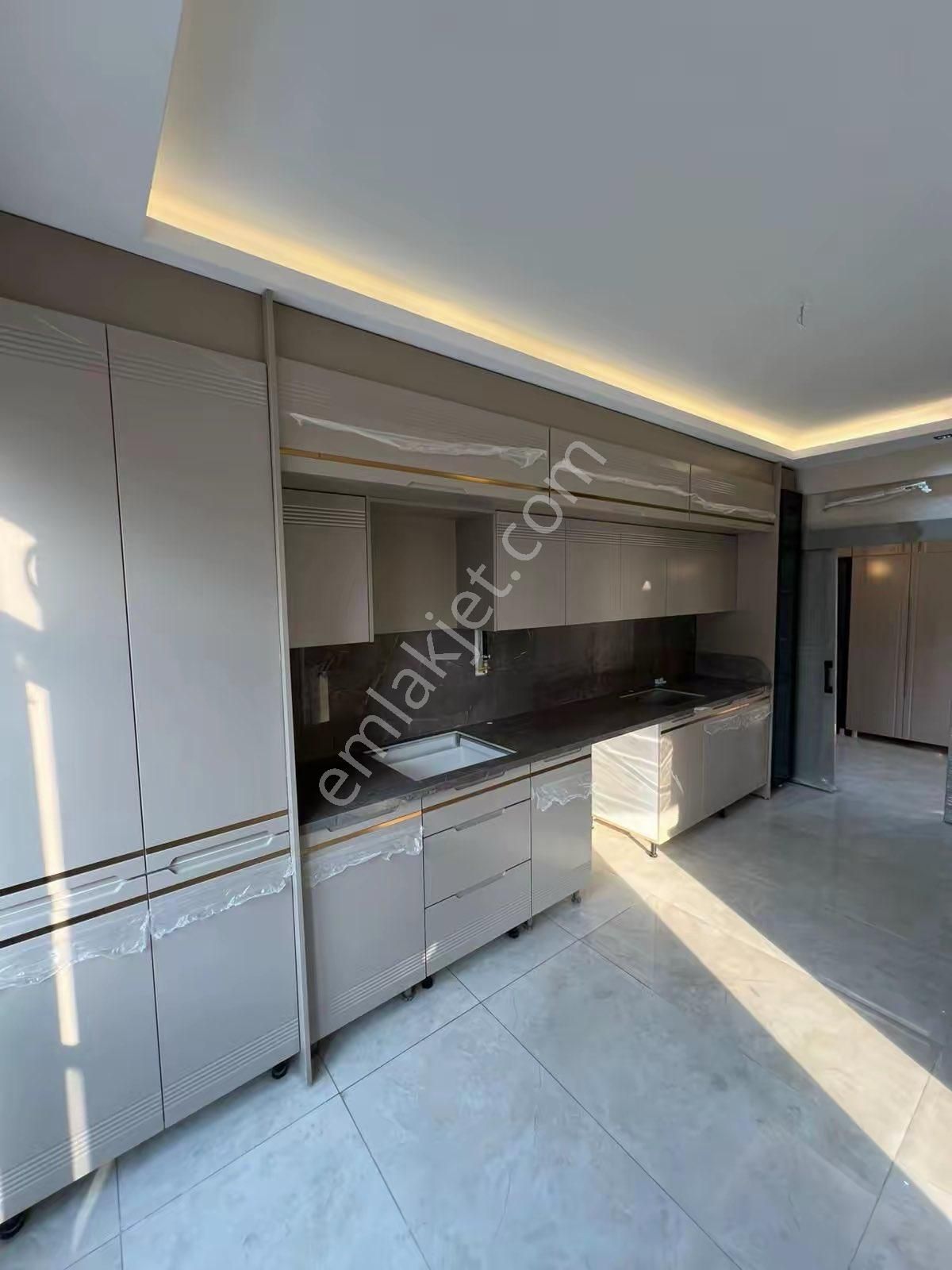 Çardaklıkaya Bulvarında Lüks 3+1 Daire - Görsel 16