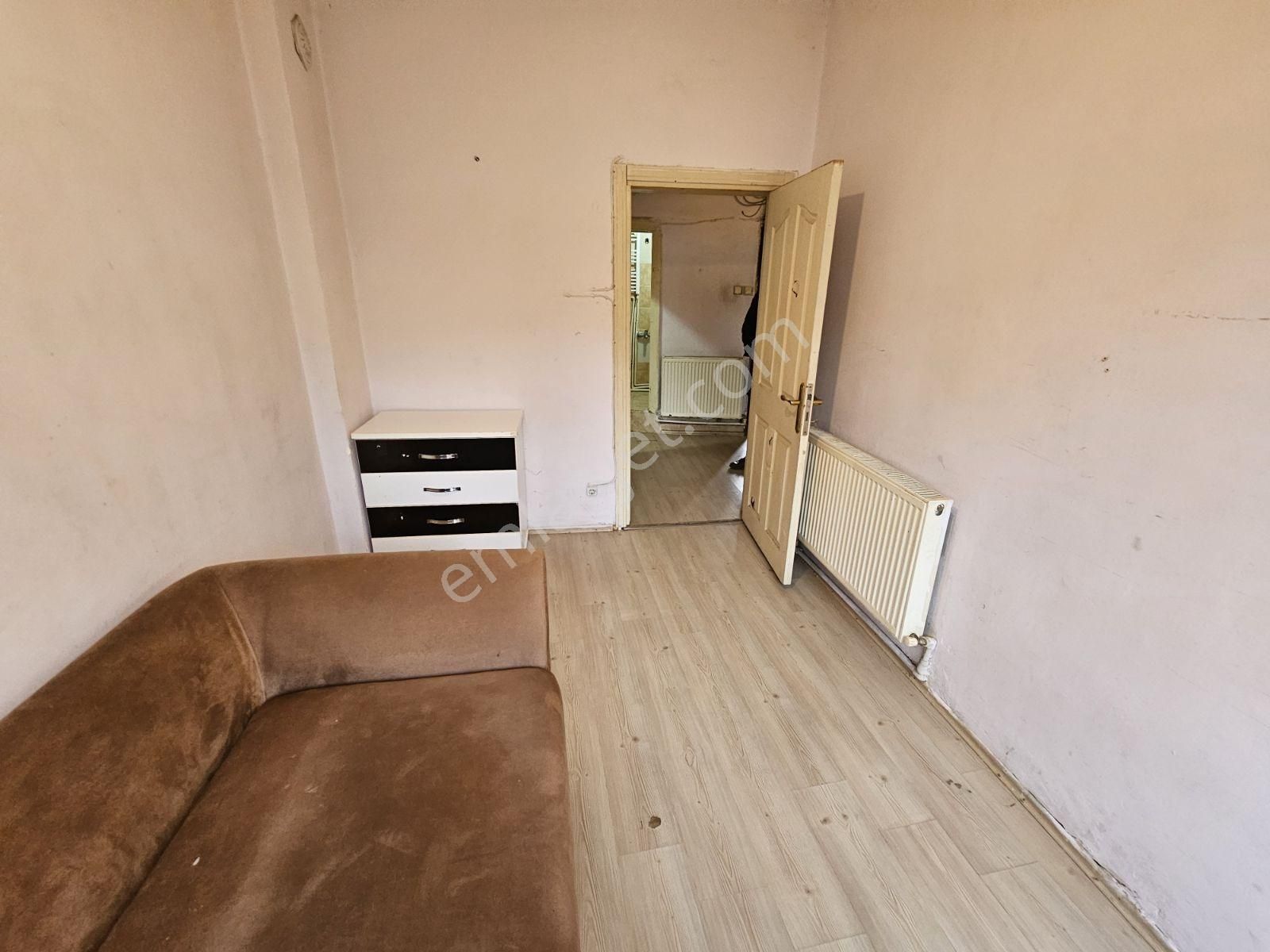 Kocamustafapaşa 50mk 1+1 Kombili 2. Kat 18.000tl - Görsel 6