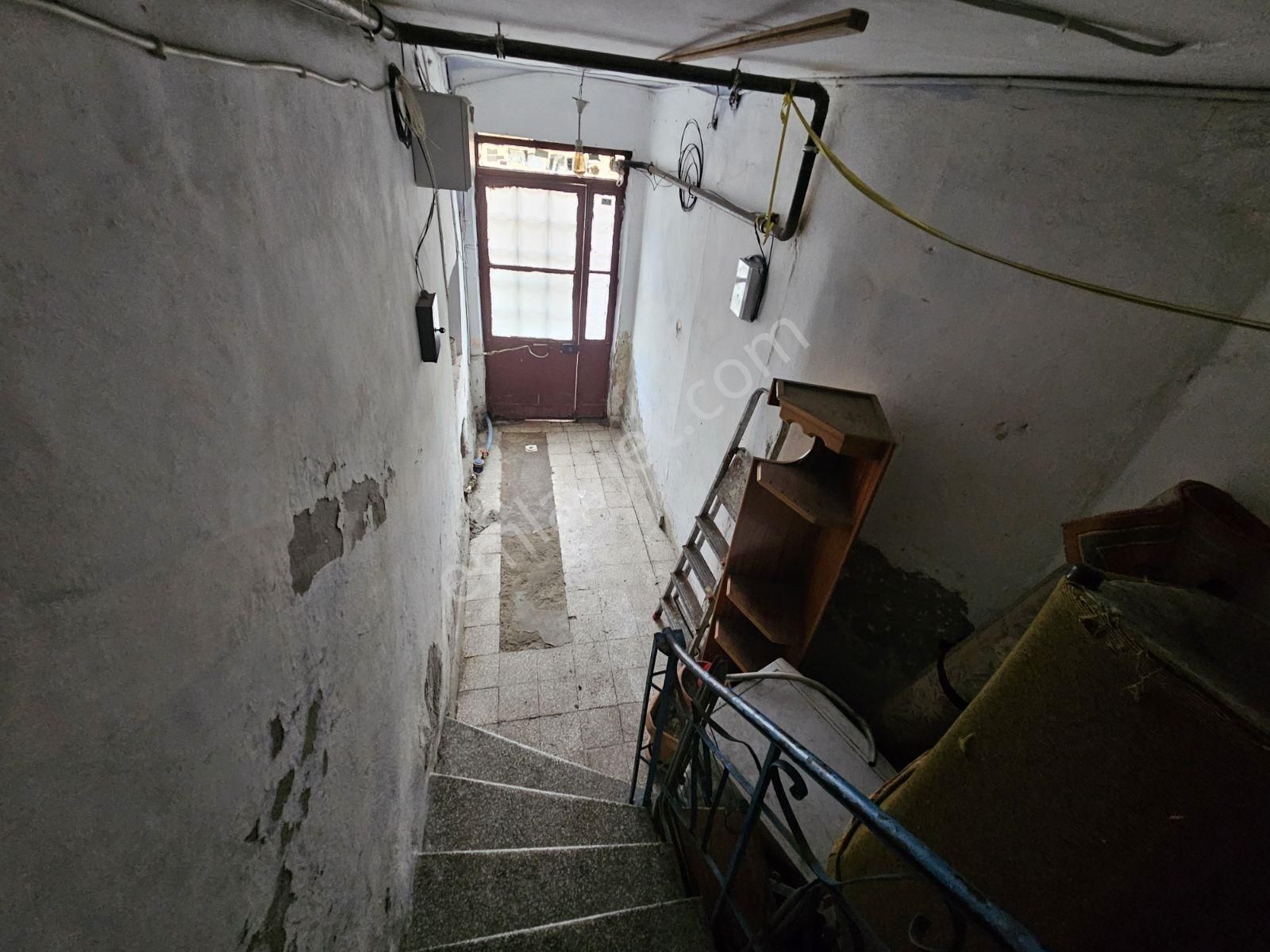 Kocamustafapaşa 50mk 1+1 Kombili 2. Kat 18.000tl - Görsel 19