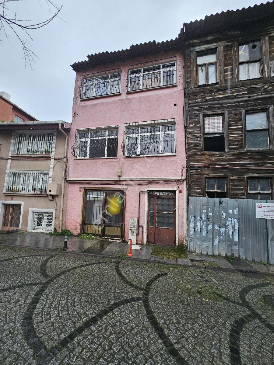 Kocamustafapaşa 50mk 1+1 Kombili 2. Kat 18.000tl - Görsel 12