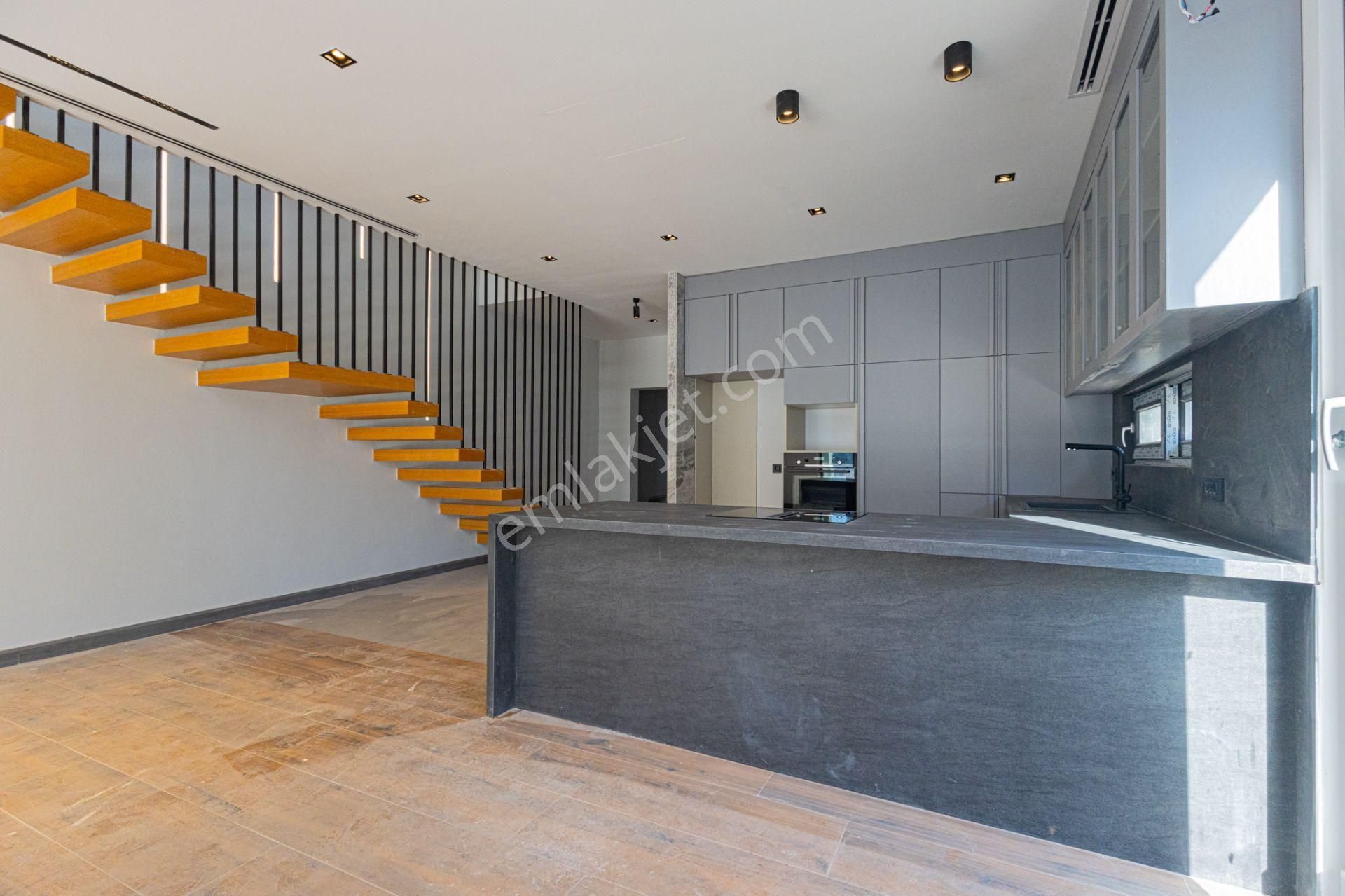 Döşemealtı Yeşilbayır'da Site İçinde 4+1 Villa - Görsel 3