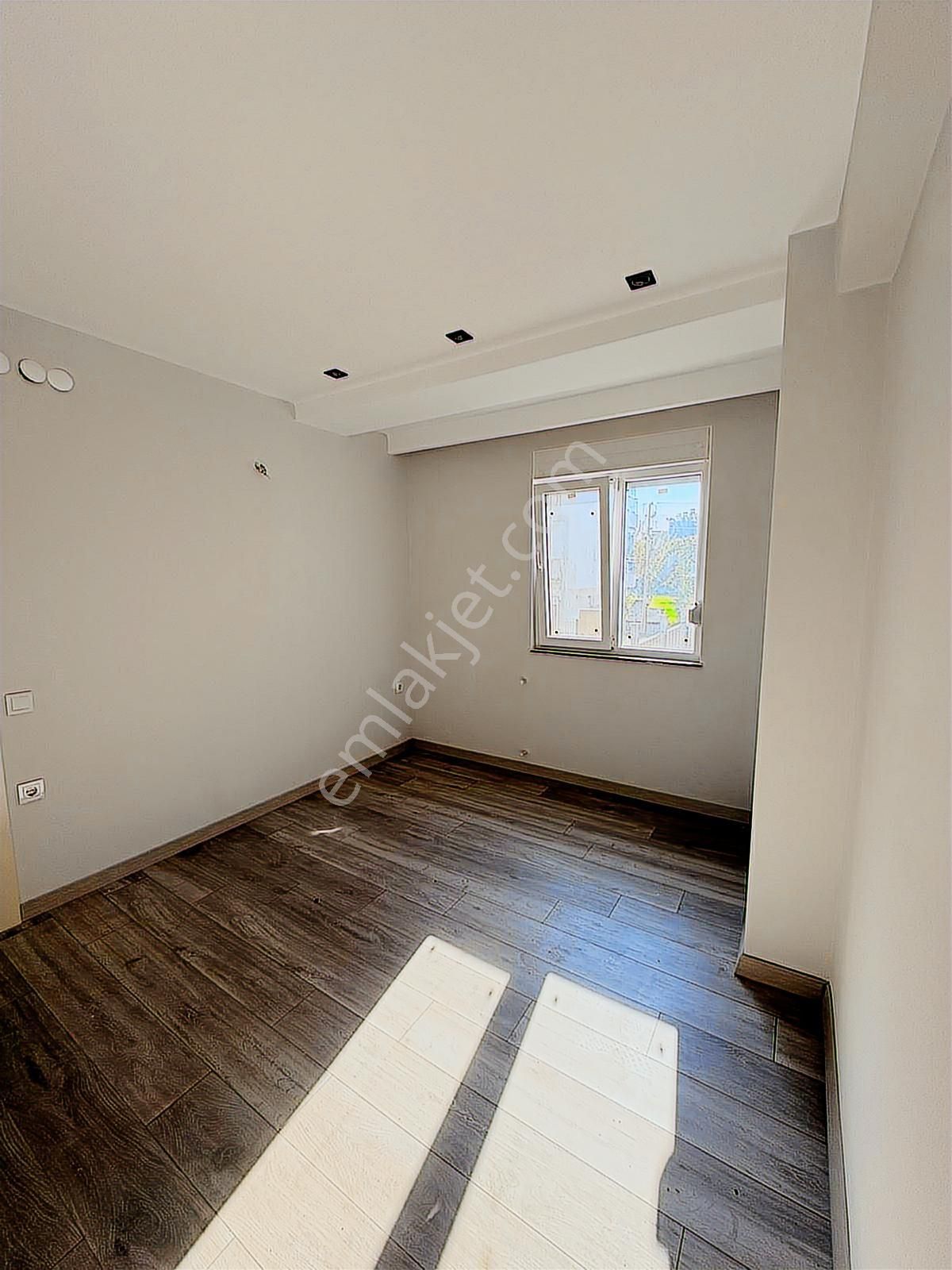 Kanal Mahallesinde 1+1 45m2 Satılık Daire - Görsel 3