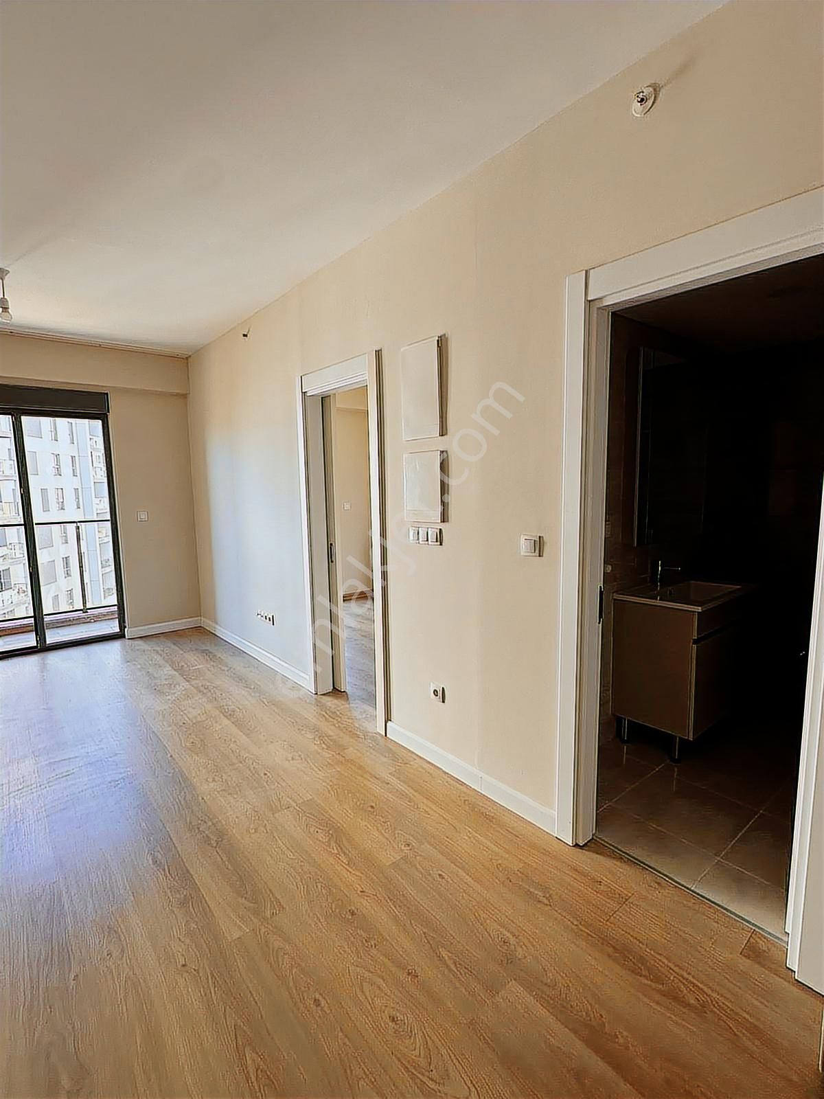 Antalya Suryapı'da En İyi Konumda Kiralık 1+1 Daire - Görsel 13