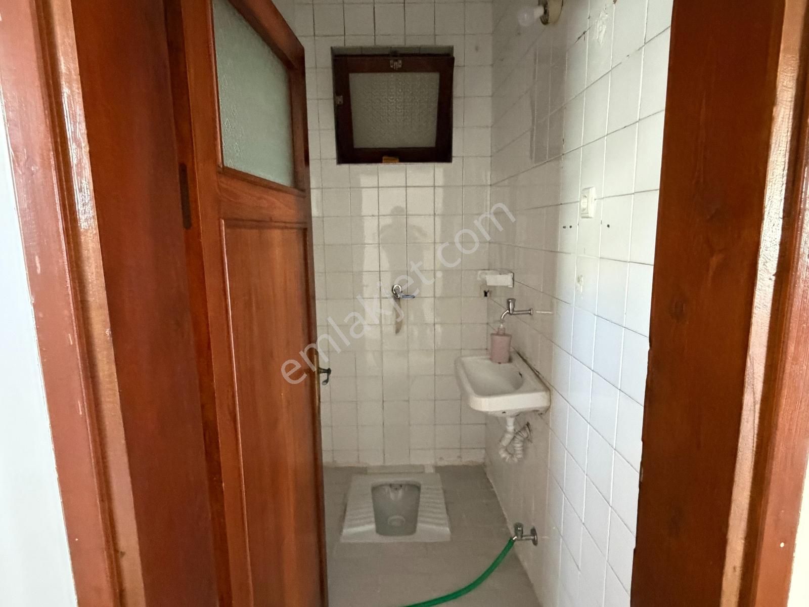 Gujan Ceyhan'dan Kışla Mah. Valilik Arkası Satılık 3+1 Daire - Görsel 6