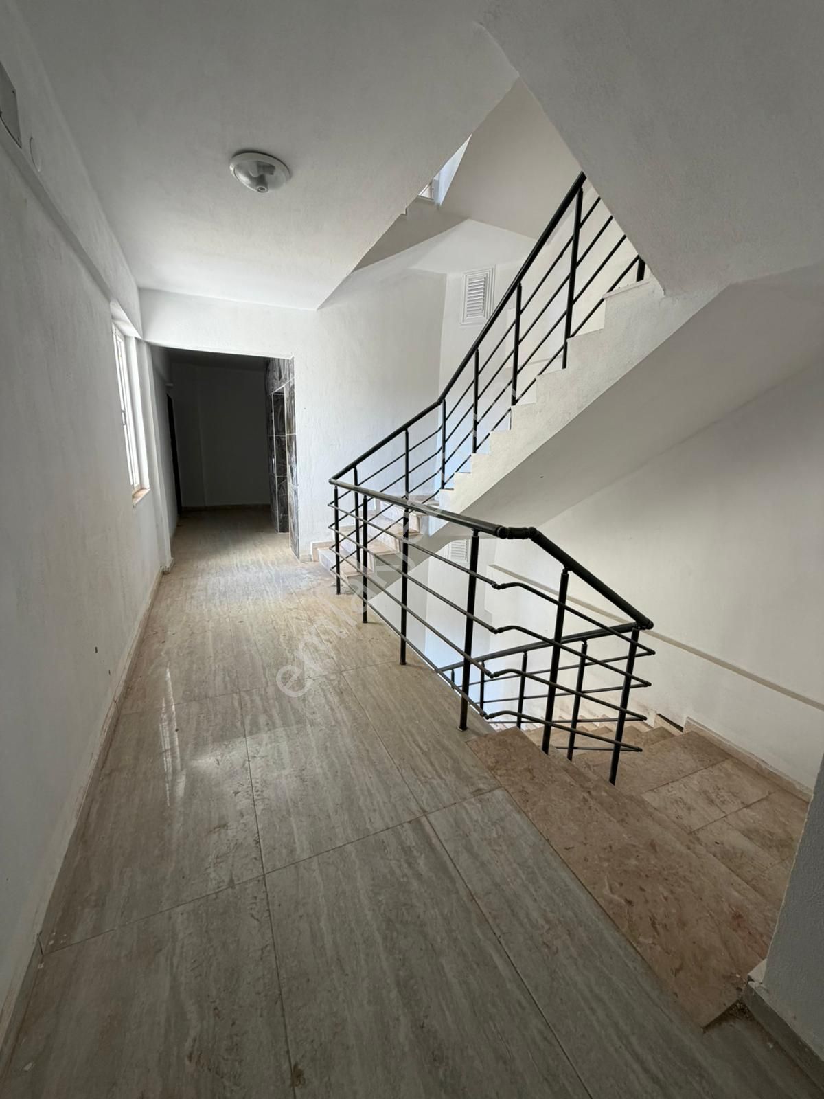 Cumhuriyet Mahallesinde Kiralık 2+1 Doğalgazlı Sıfır Daire - Görsel 8