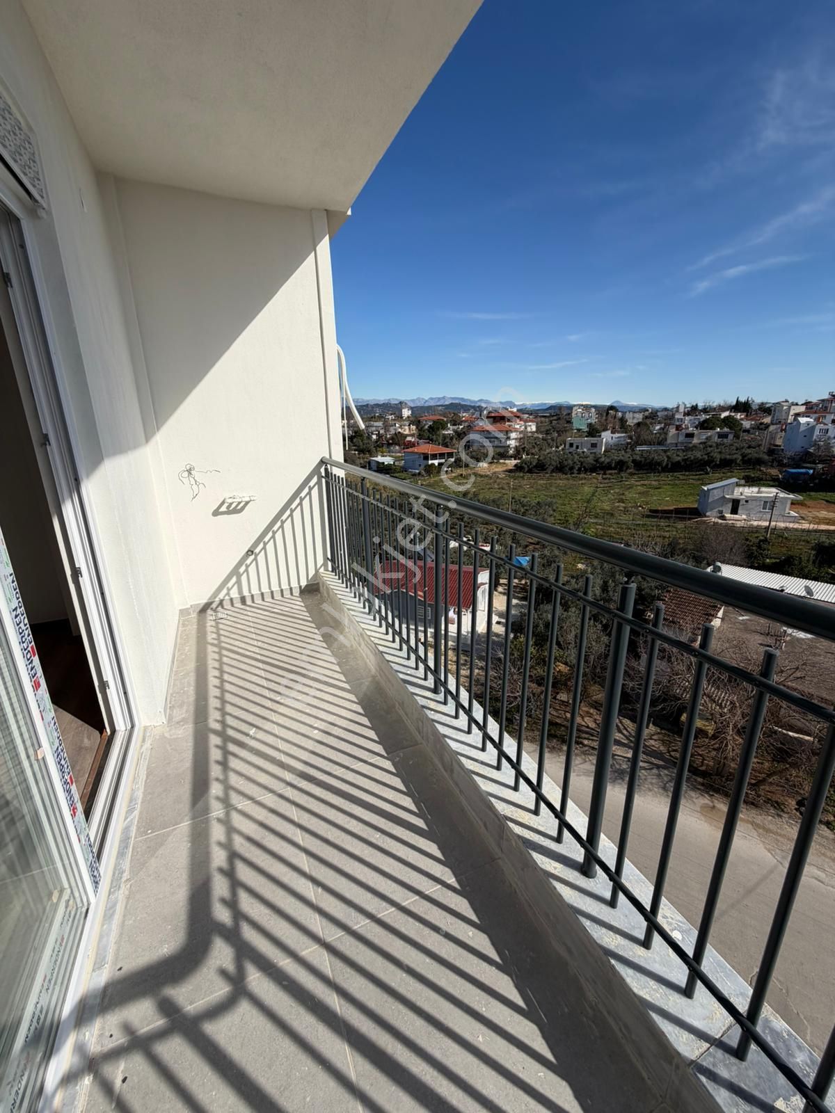 Cumhuriyet Mahallesinde Kiralık 2+1 Doğalgazlı Sıfır Daire - Görsel 11