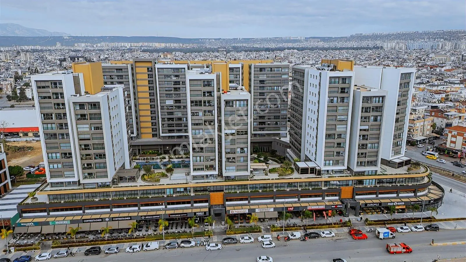 Terra Manzara'da Satılık Prestijli Yatırıma Uygun Ofis Katı