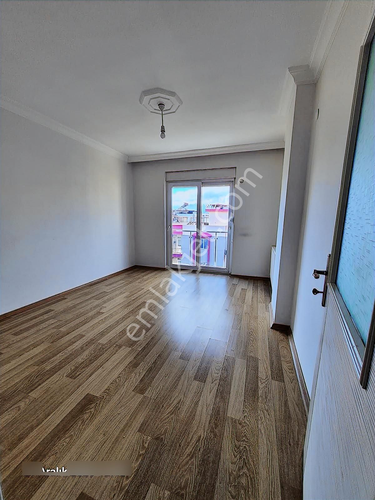 Karşıyaka Mahallesi Doğalgazlı Masrafsız Bakımlı 3+1 Geniş Daire - Görsel 26