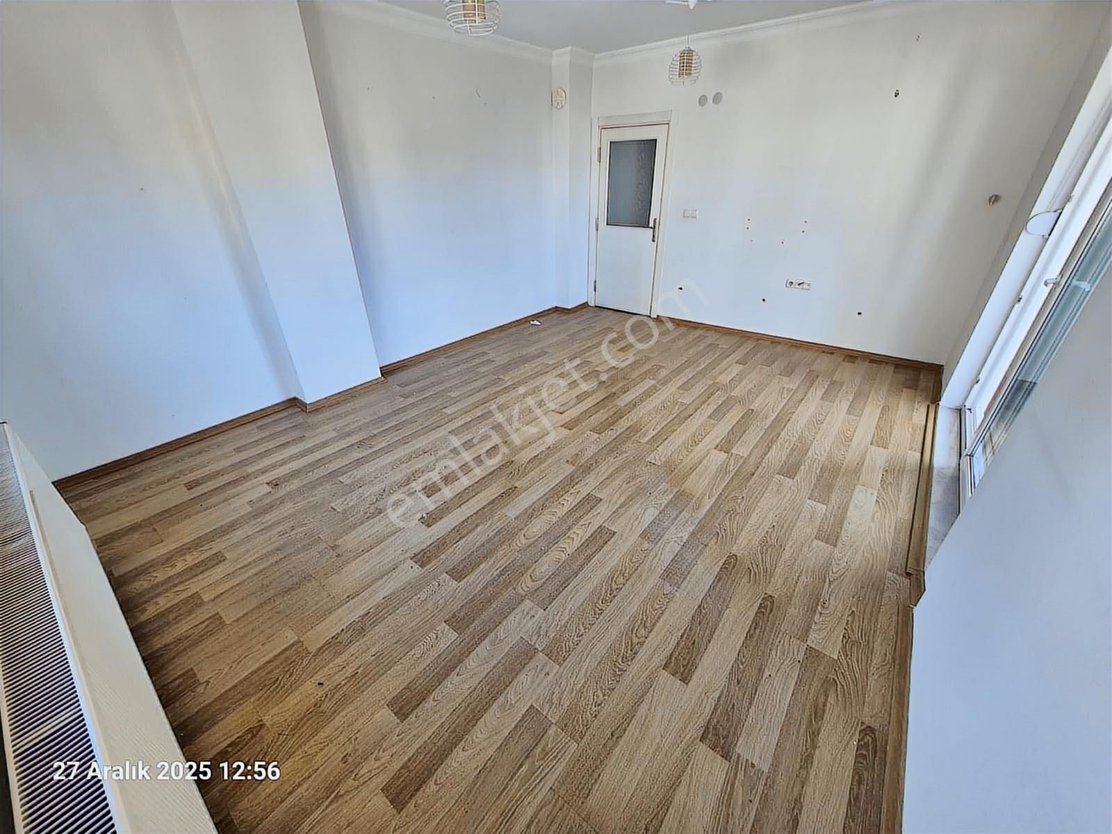 Karşıyaka Mahallesi Doğalgazlı Masrafsız Bakımlı 3+1 Geniş Daire - Görsel 20