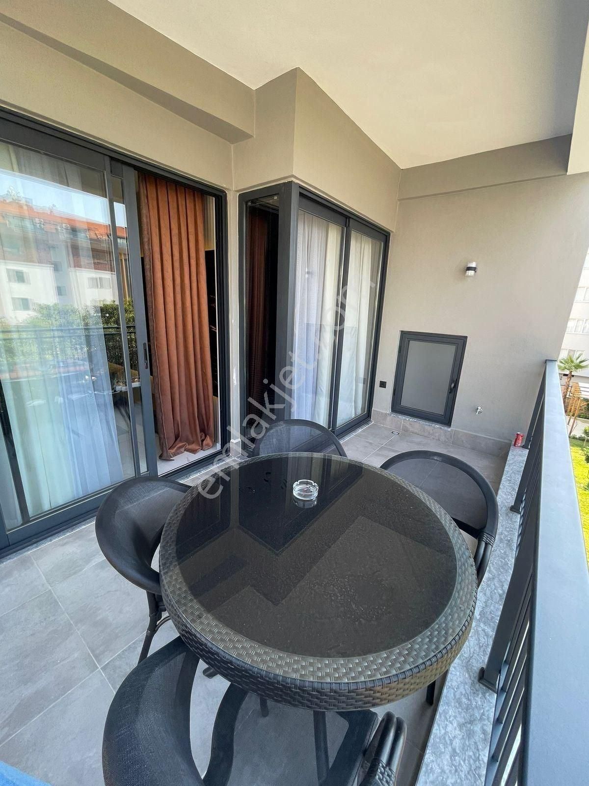 Oba Bölgesinde Lüks Eşyalı Sosyal Olanaklı 2+1 Daire - Görsel 14