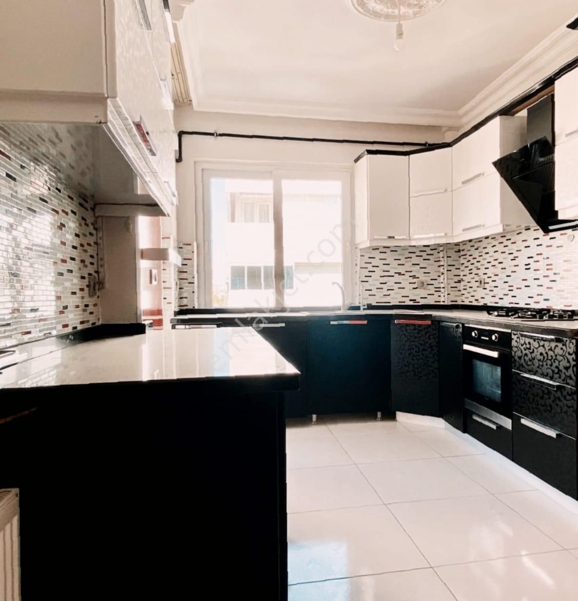 Konyaaltı Altınkum Teraslı Dubleks Kiralık 4+1 Daire - Görsel 8