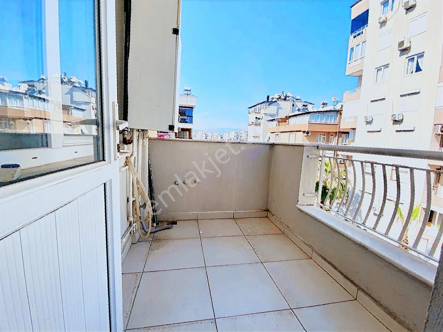 Konyaaltı Altınkum Teraslı Dubleks Kiralık 4+1 Daire - Görsel 9