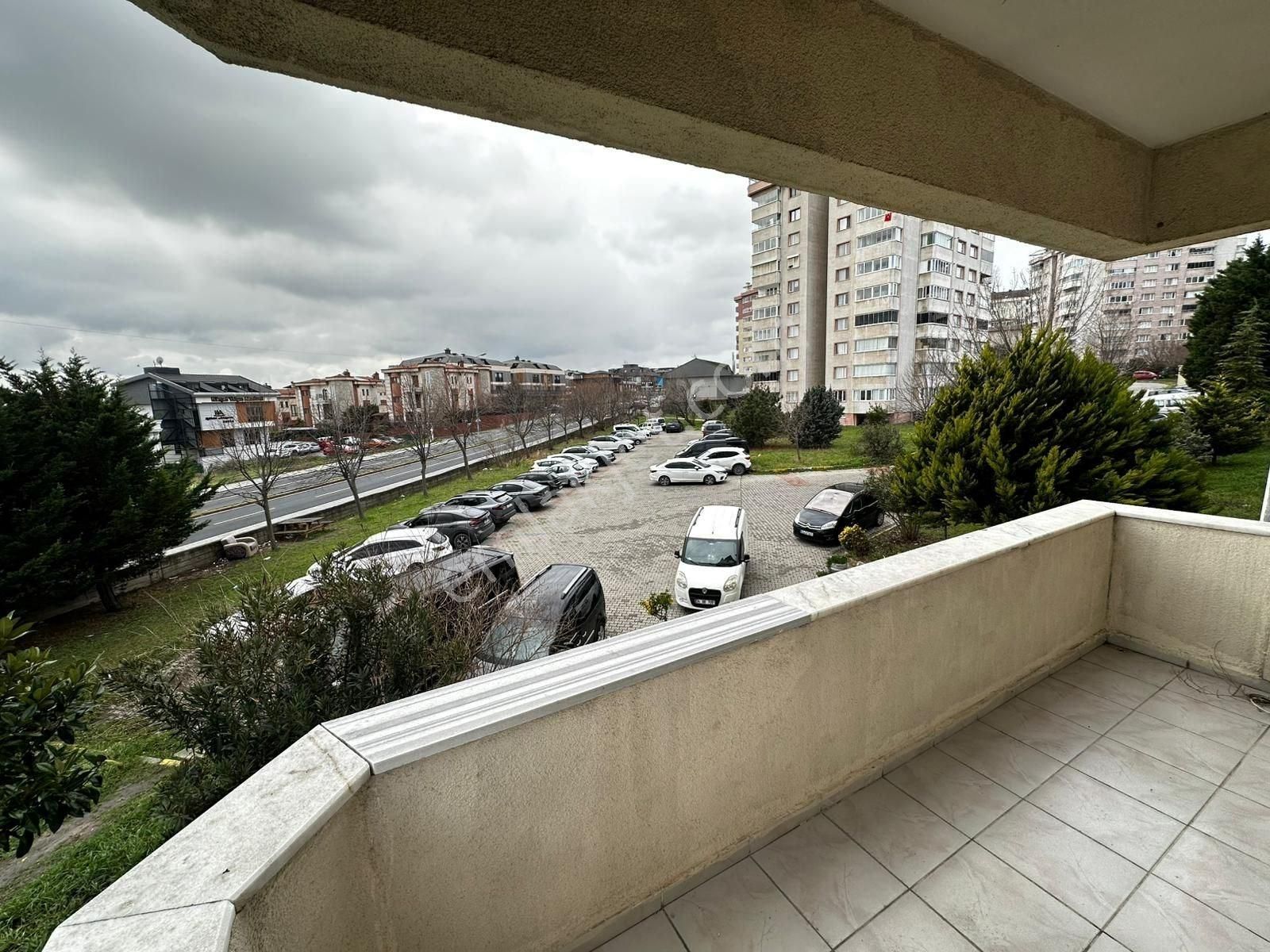 Beylikdüzü Marmara Mahallesi Site İçinde 3+1 Geniş Daire - Görsel 31