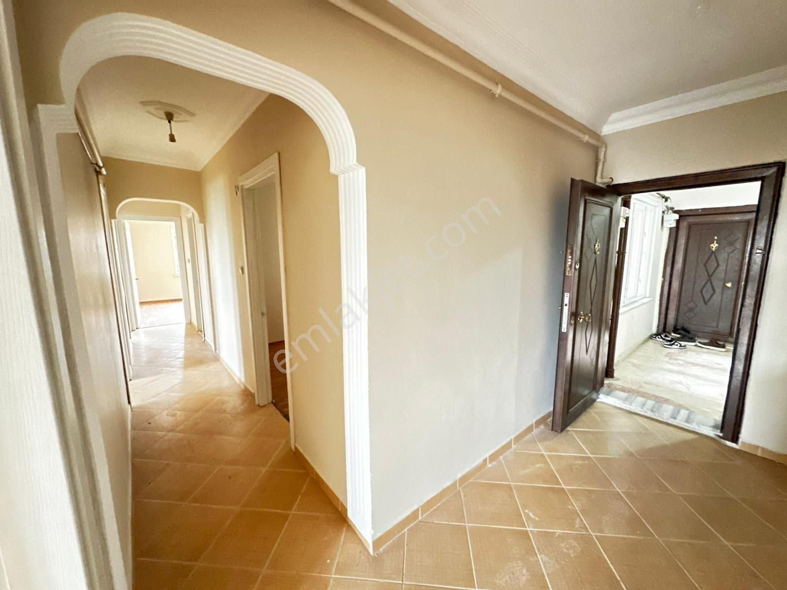 Beylikdüzü Marmara Mahallesi Site İçinde 3+1 Geniş Daire - Görsel 12