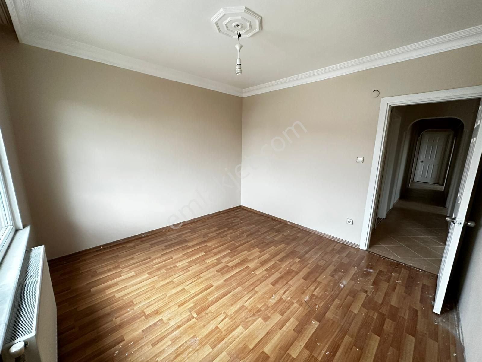 Beylikdüzü Marmara Mahallesi Site İçinde 3+1 Geniş Daire - Görsel 22