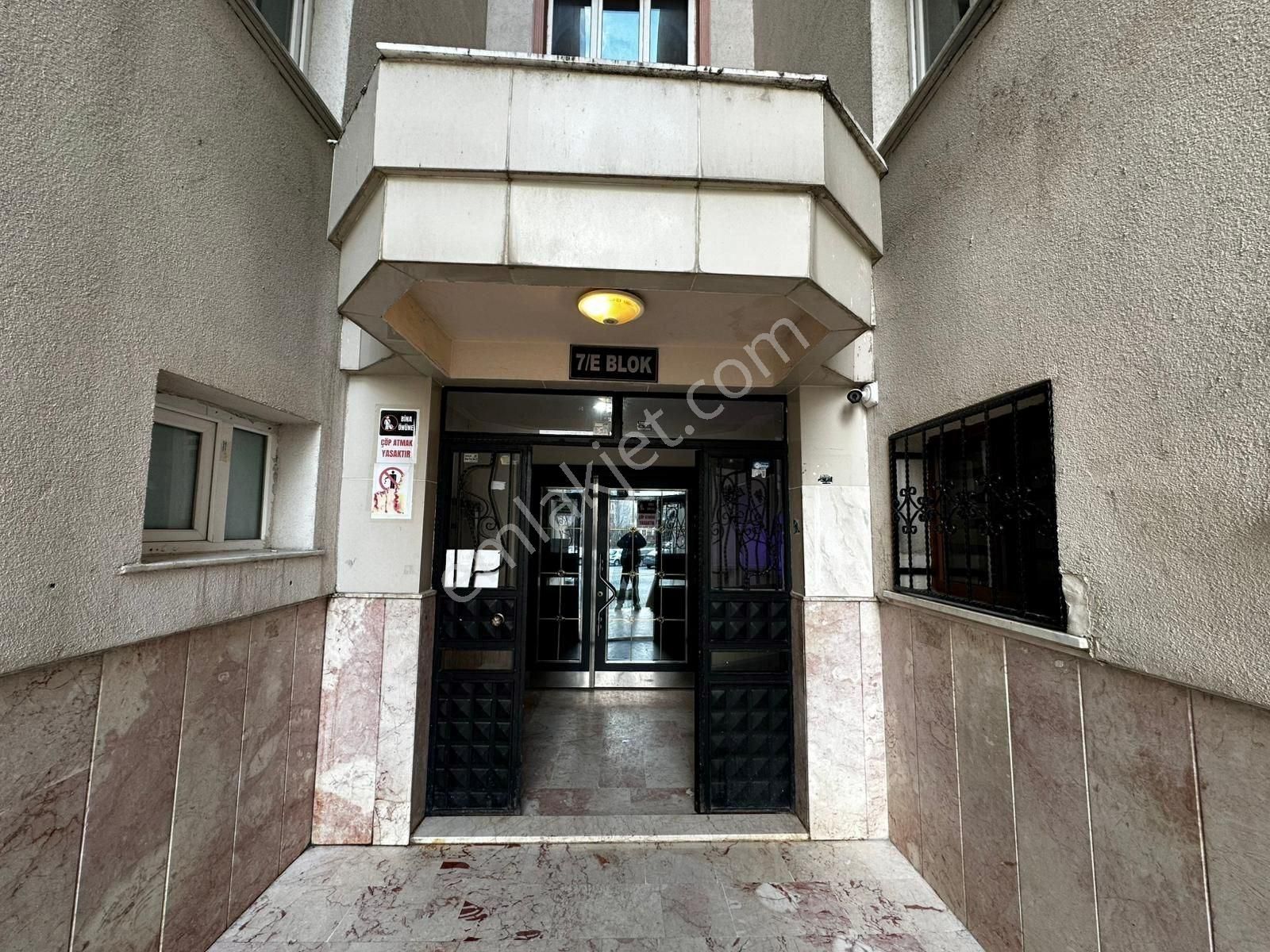 Beylikdüzü Marmara Mahallesi Site İçinde 3+1 Geniş Daire - Görsel 6