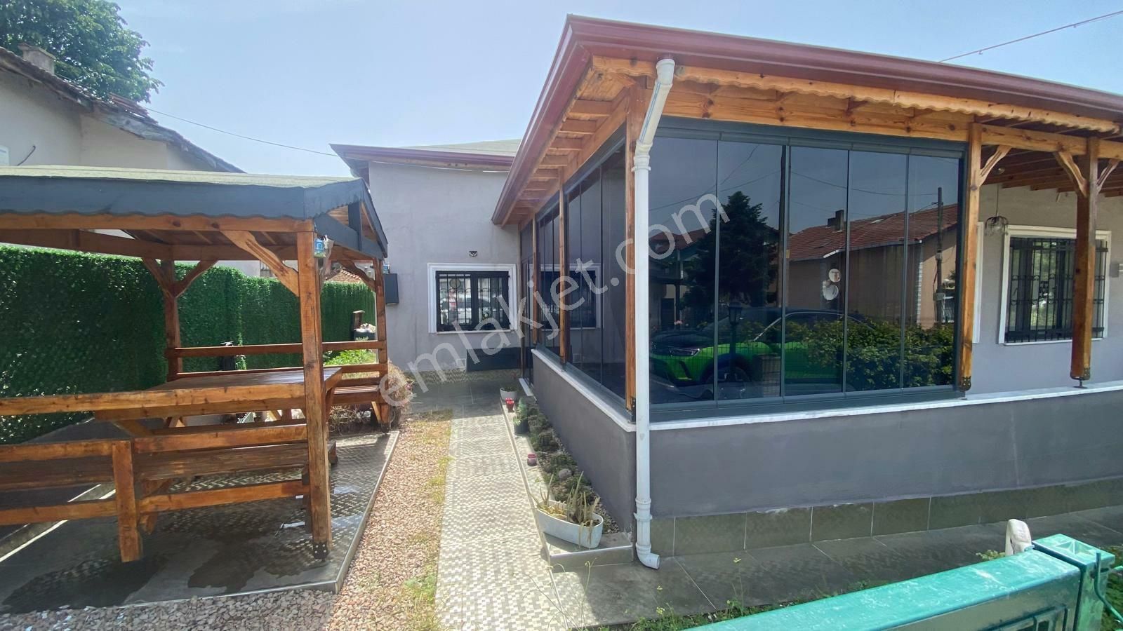 Kartepe Emekevlerde Kış Bahçeli Şömineli Ful Yapılı Kiralık Müştakil Ev - Görsel 3