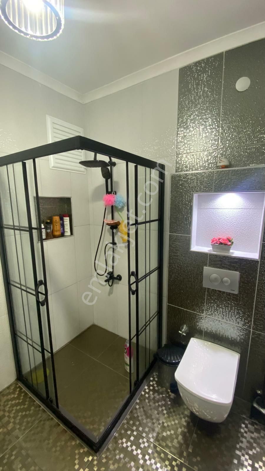 Kartepe Emekevlerde Kış Bahçeli Şömineli Ful Yapılı Kiralık Müştakil Ev - Görsel 7