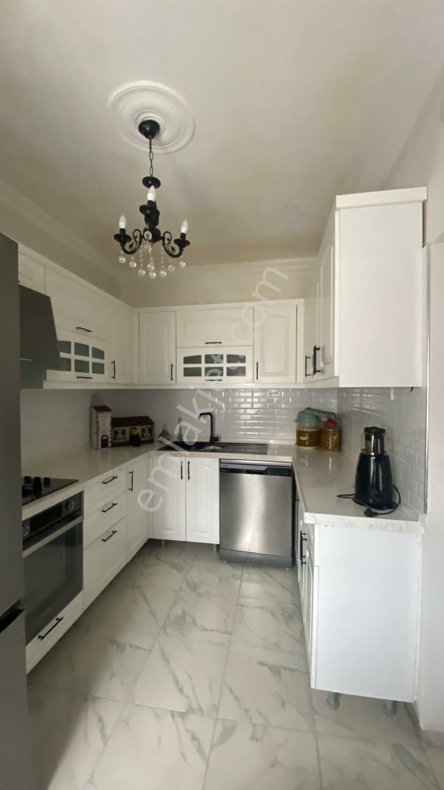 Kartepe Emekevlerde Kış Bahçeli Şömineli Ful Yapılı Kiralık Müştakil Ev - Görsel 6