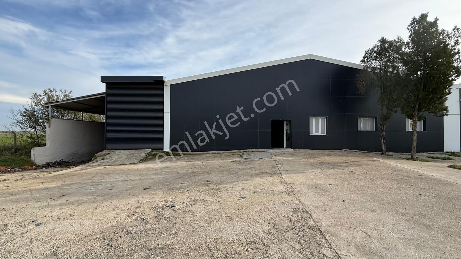 Turyap Hürriyetten Ergene İğnelerde 1850 M2 Kiralık Fabrika/depo