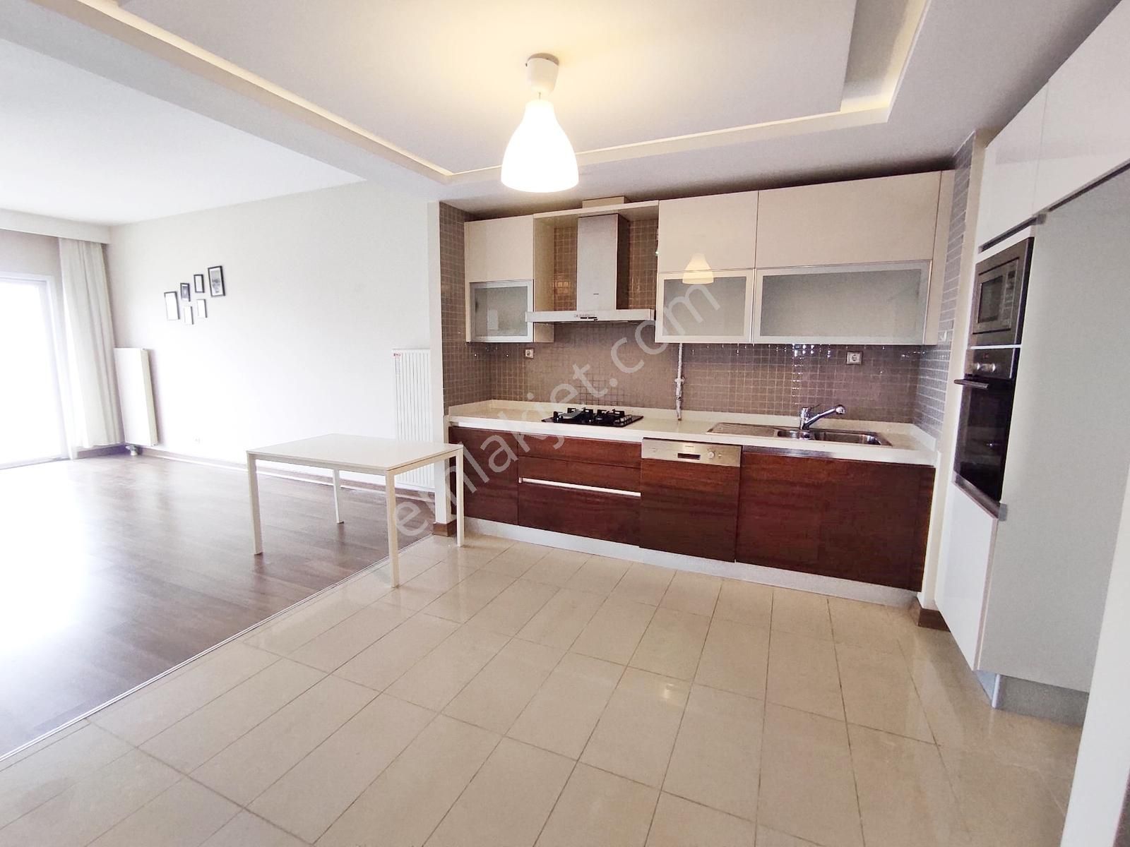 Hometown Gayrimenkulden Nish Adalar Panoramada Satılık 1+1 Daire - Görsel 10