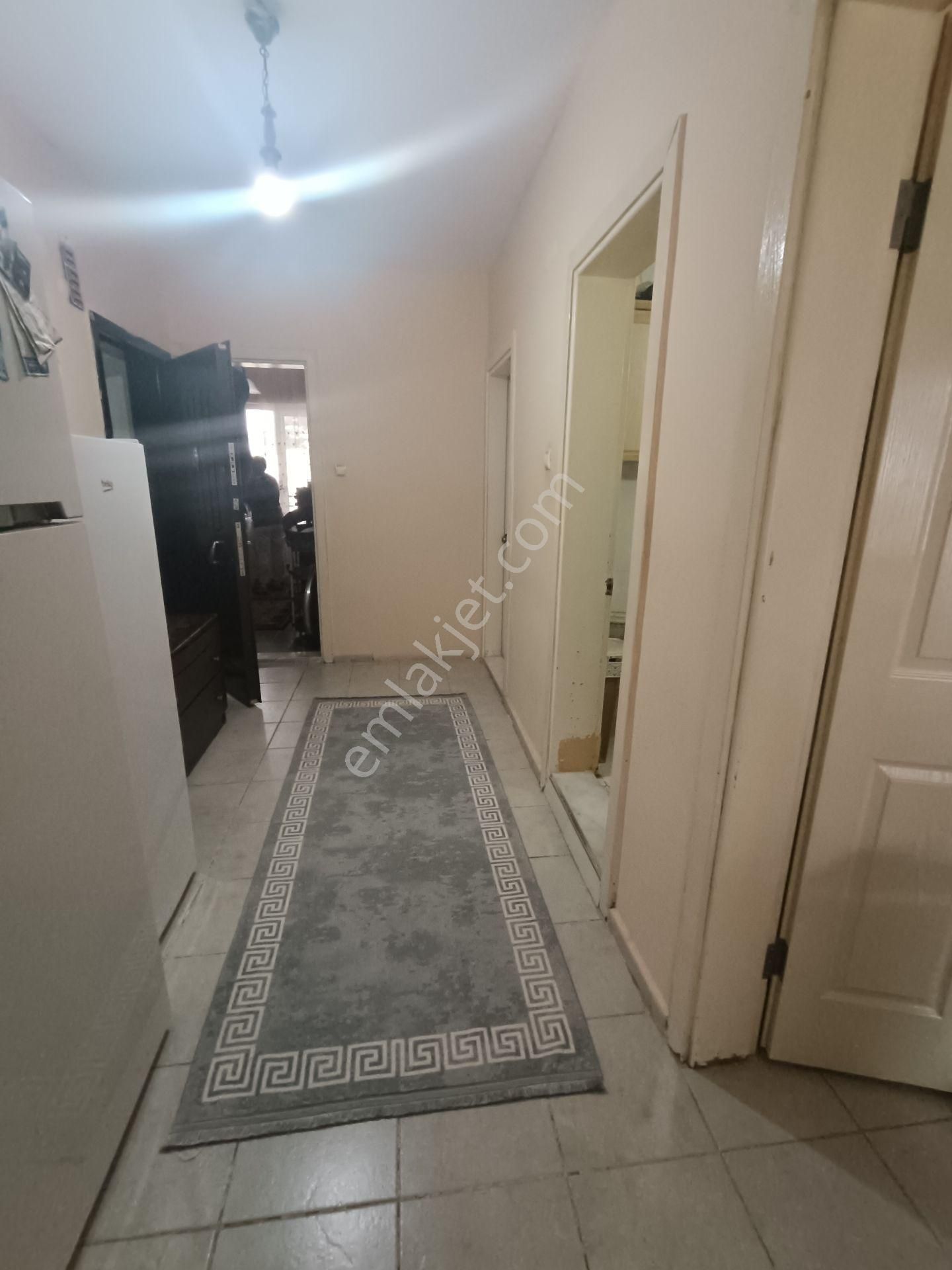 Altınkum Plajına Yakın 2+1 Ayrı Mutfak Ön Cephe Ara Kat Daire - Görsel 11