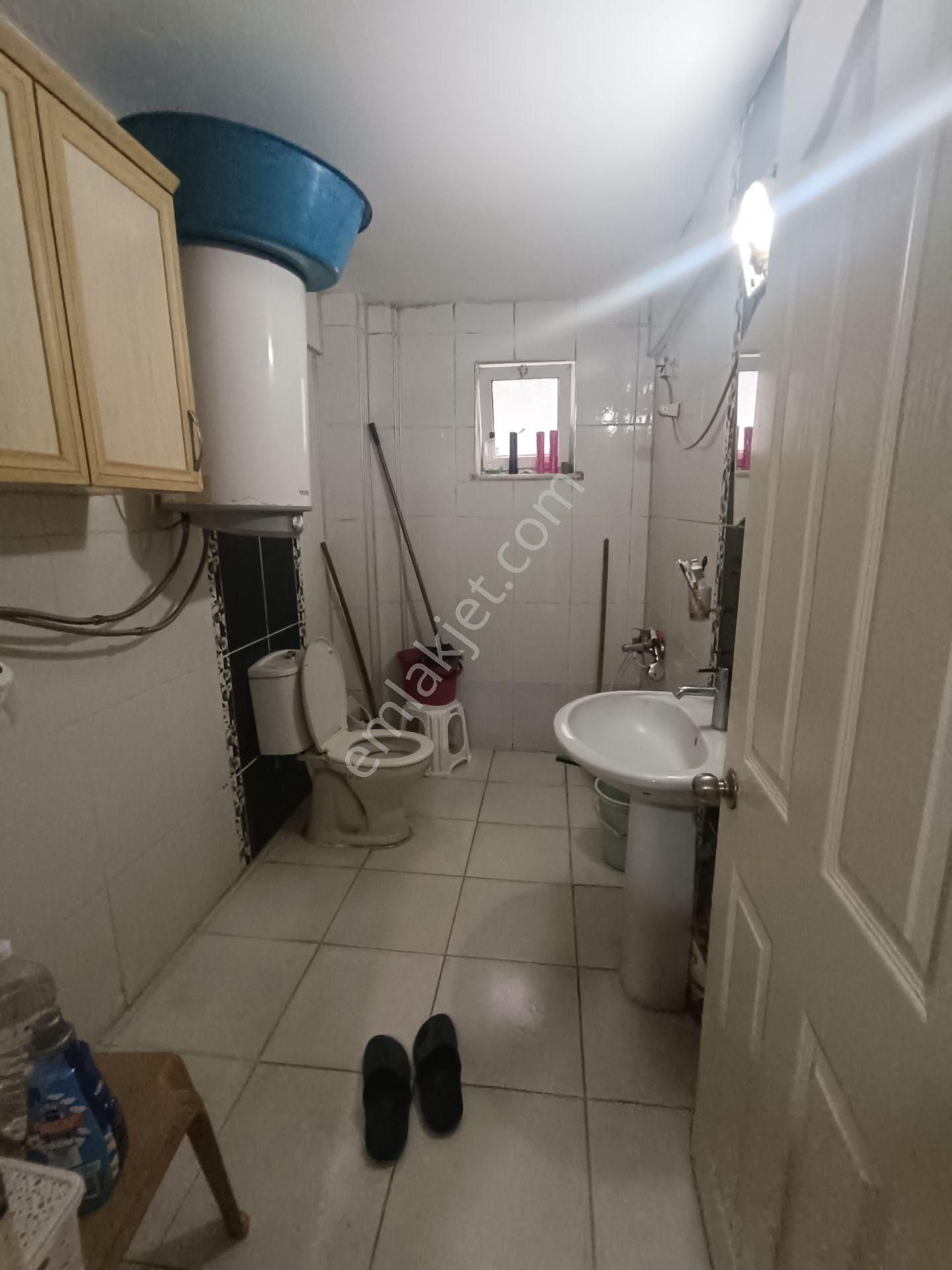 Altınkum Plajına Yakın 2+1 Ayrı Mutfak Ön Cephe Ara Kat Daire - Görsel 12