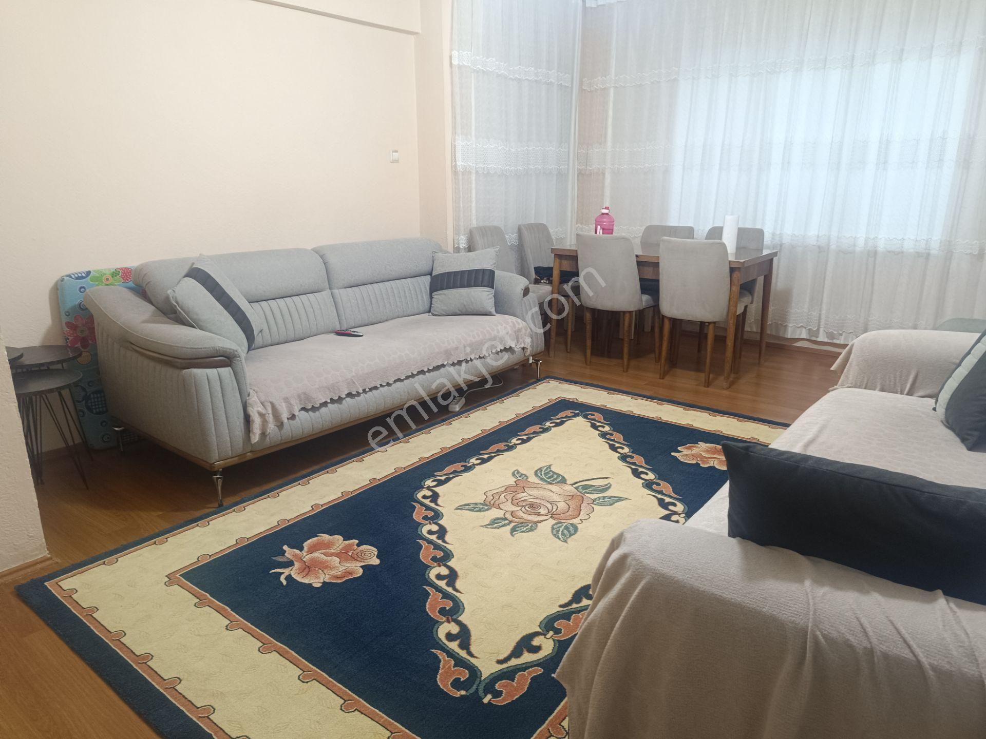 Altınkum Plajına Yakın 2+1 Ayrı Mutfak Ön Cephe Ara Kat Daire - Görsel 16