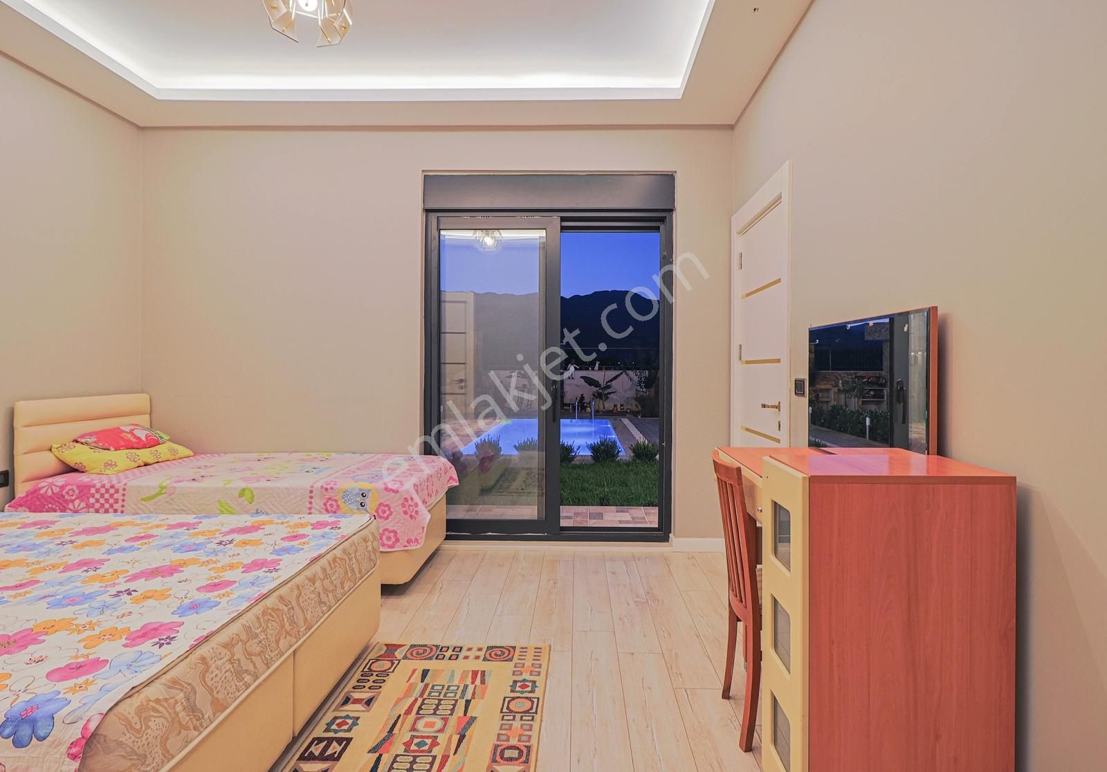 Antalya Döşemealtı Düzlerçamı Müstakil 7+1 Satılık Villa - Görsel 32