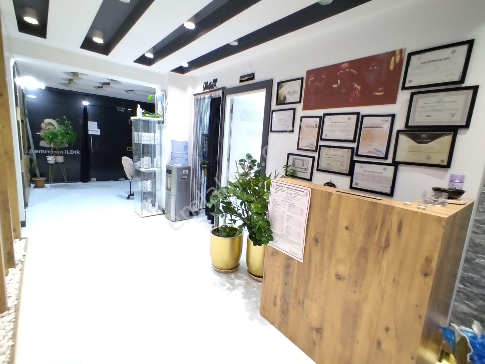 Konyaaltı Atatürk Bulvariında Devren Kiralık Güzellik Merkezi - Görsel 20