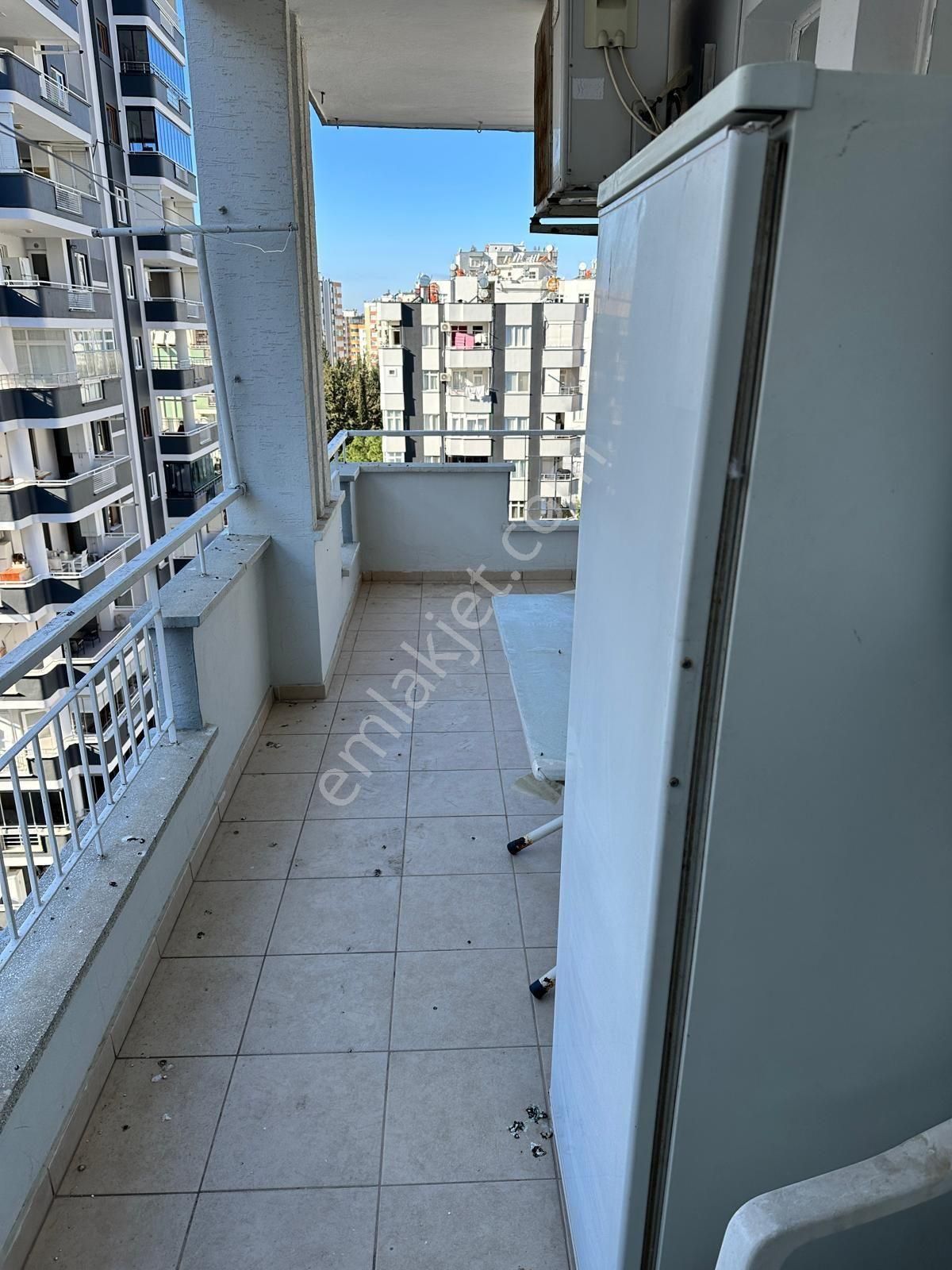 Güzelyalı Eşyalı 3+1 Göl Manzaralı 150 M2 Yüksek Kira Getirili Daire Satılıktır - Görsel 6