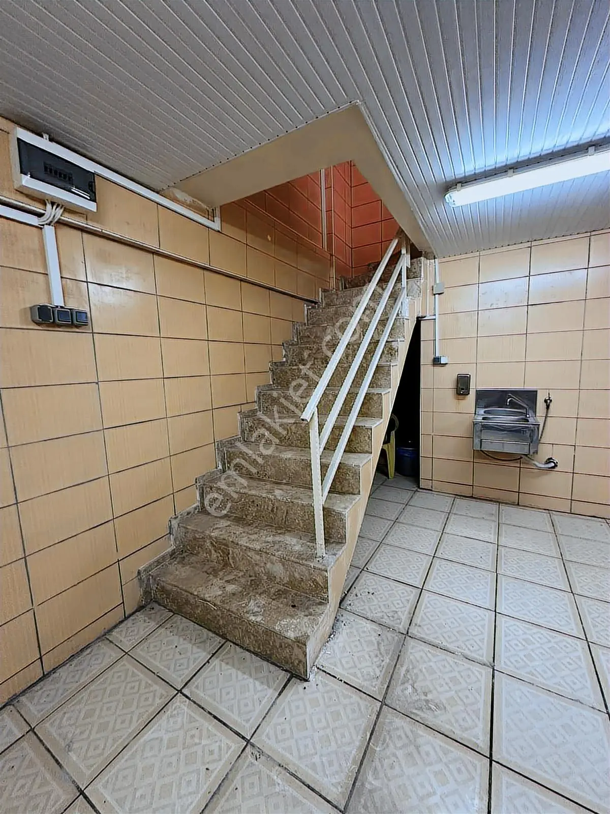Antalya Muratpaşa Güvenlik Mah. Turgut Reis Cad. Satılık Dükkan - Görsel 24