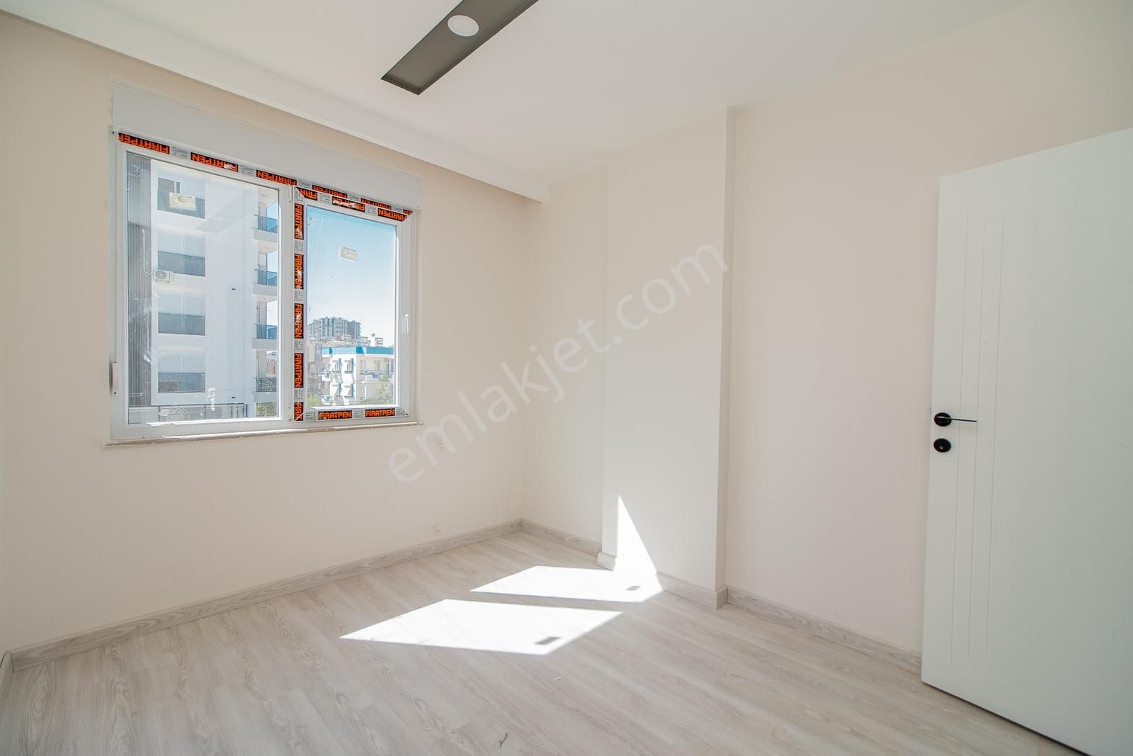 Aktoprakta Tramvaya Yürüme Mesafesinde 0 Bina Kiralık 2+1 Daire - Görsel 9