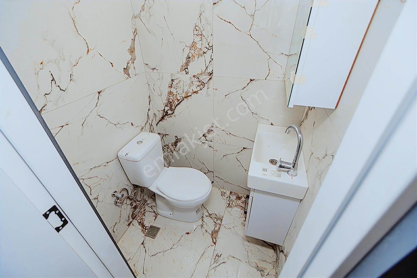 Aktoprakta Tramvaya Yürüme Mesafesinde 0 Bina Kiralık 2+1 Daire - Görsel 23