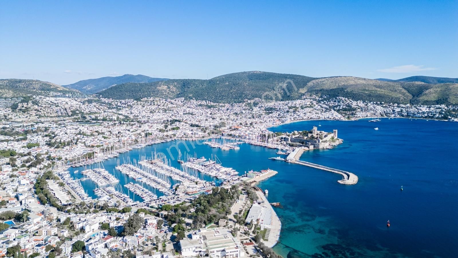 Bodrum Bardakçı'da Deniz Manzaralı Daire - Görsel 17