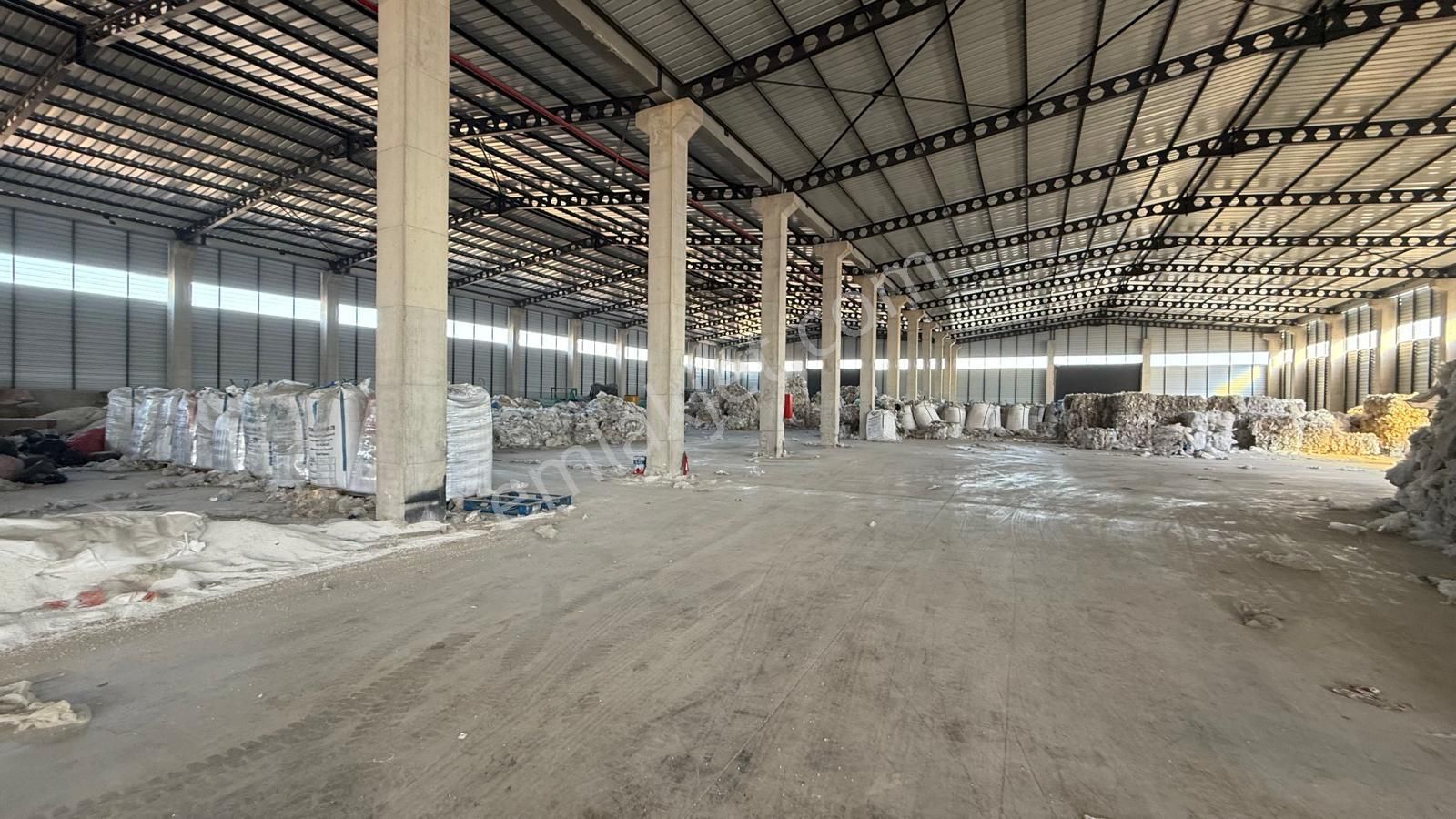Zorlu Gayrimenkul'den Organize Sanayi'de 5000m2 Kiralık Fabrika - Görsel 3