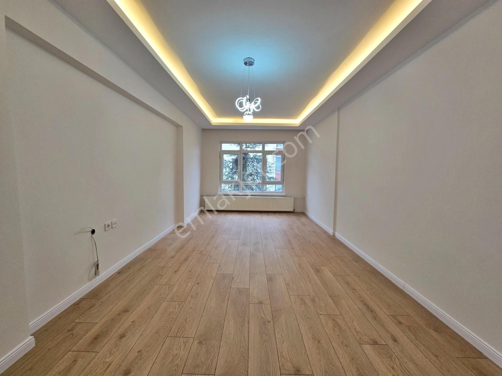 Piyade'de Ahi Elvan Cd. Yanı 3+1 Ultra Lüks Yapılı Ön Cephe Ev - Görsel 14