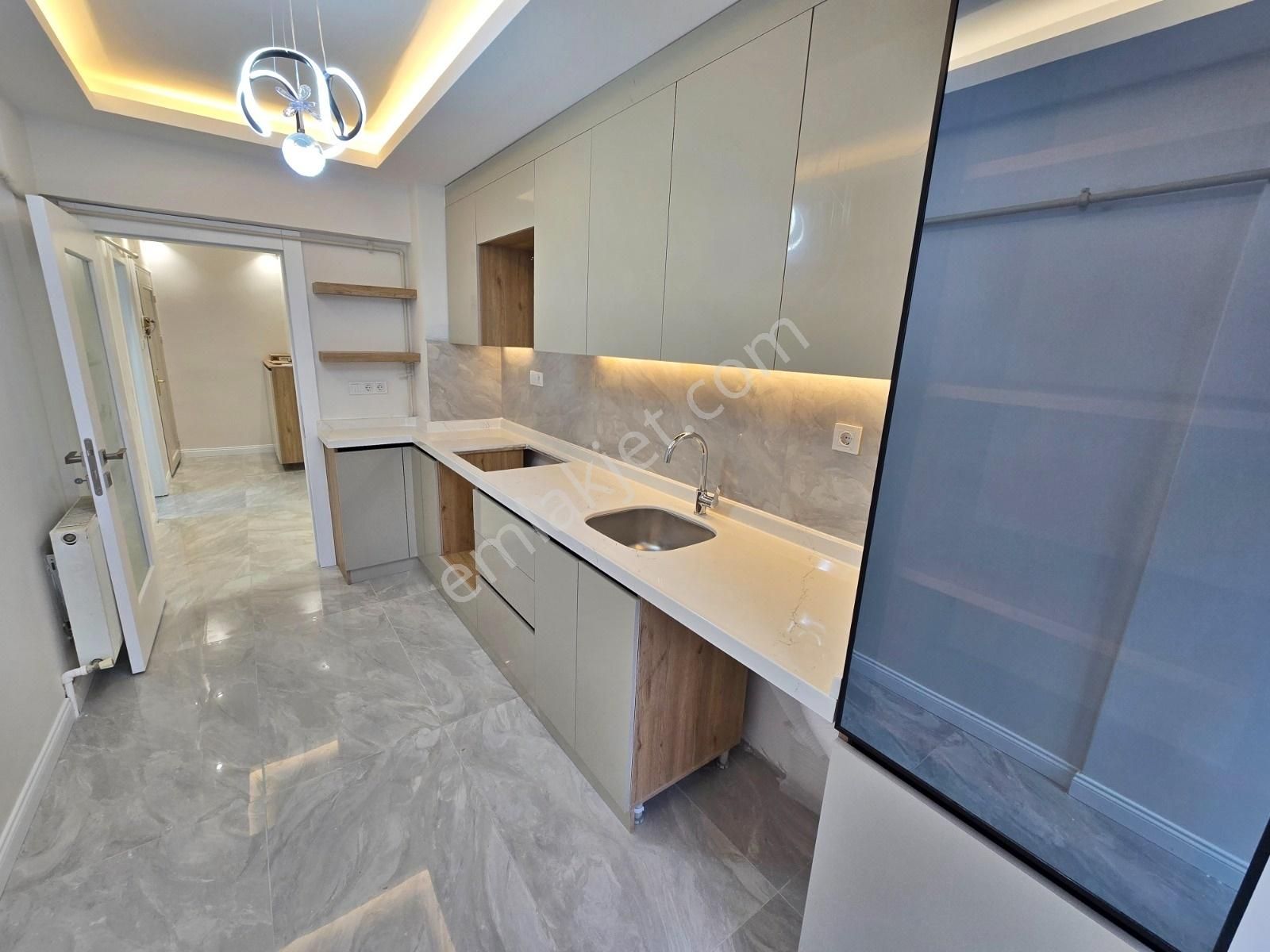 Piyade'de Ahi Elvan Cd. Yanı 3+1 Ultra Lüks Yapılı Ön Cephe Ev - Görsel 21