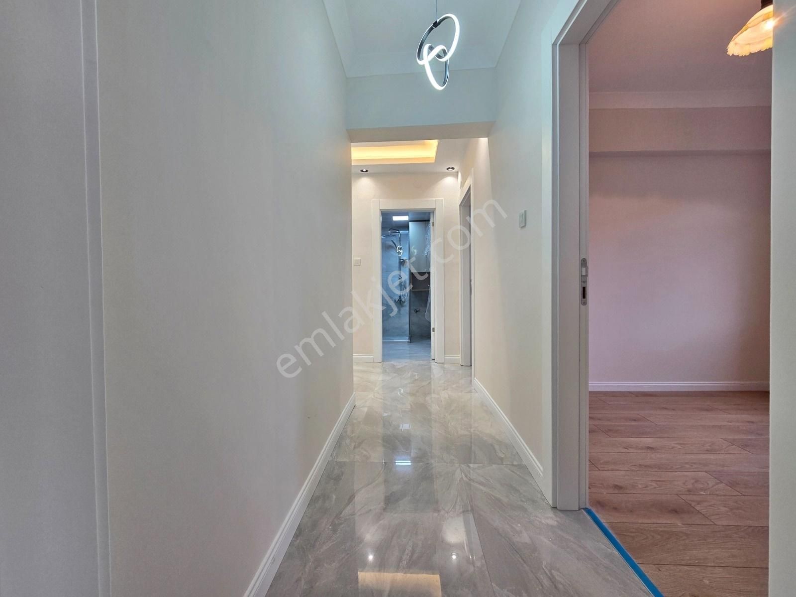 Piyade'de Ahi Elvan Cd. Yanı 3+1 Ultra Lüks Yapılı Ön Cephe Ev - Görsel 8