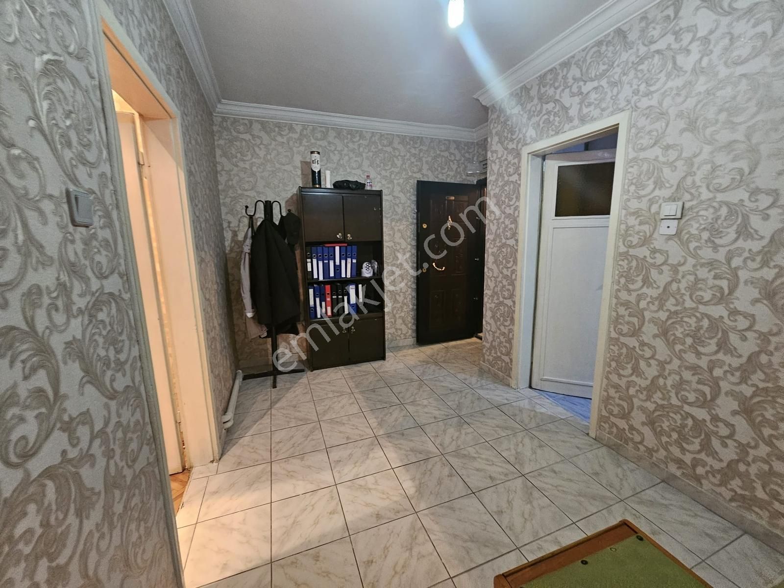 Şimşek Emlak Subayevleri 4. Kat 220 M2 4+2 Kendine Ait Otoparklı - Görsel 2