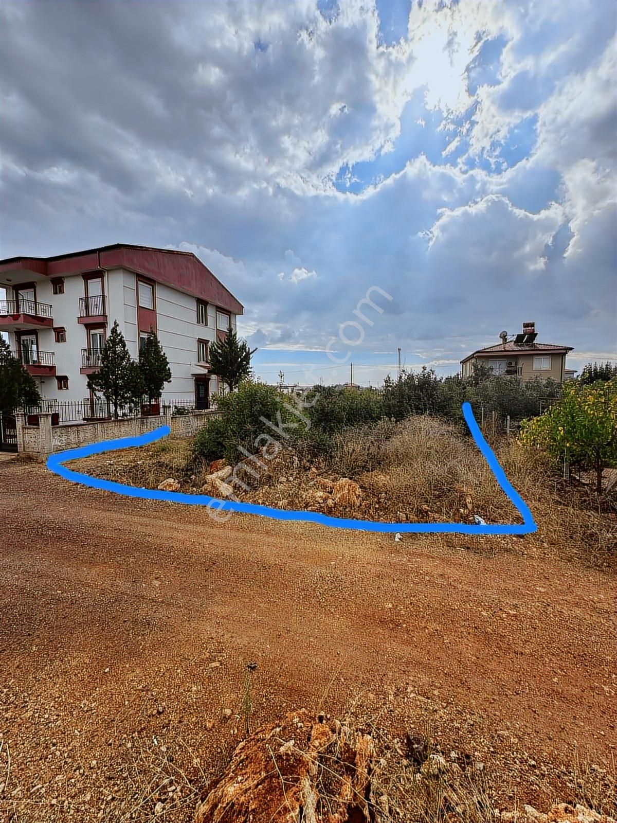 Döşemealtı Altınkalede 499 M² 3 Kat İmarlı Villa Arsası - Görsel 4
