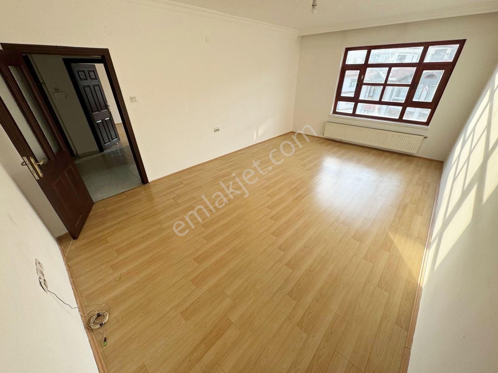 Etlik Veterinerlik Karşısı 3+1 Bağımsız 4.kat Konumunda 125 M2