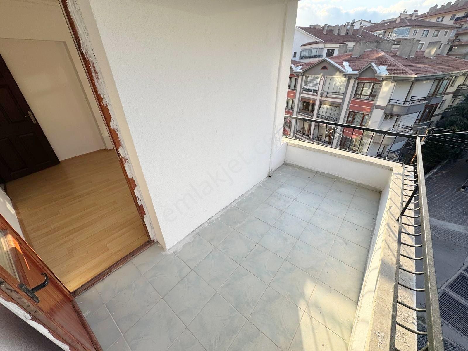 Etlik Veterinerlik Karşısı 3+1 Bağımsız 4.kat Konumunda 125 M2 - Görsel 25