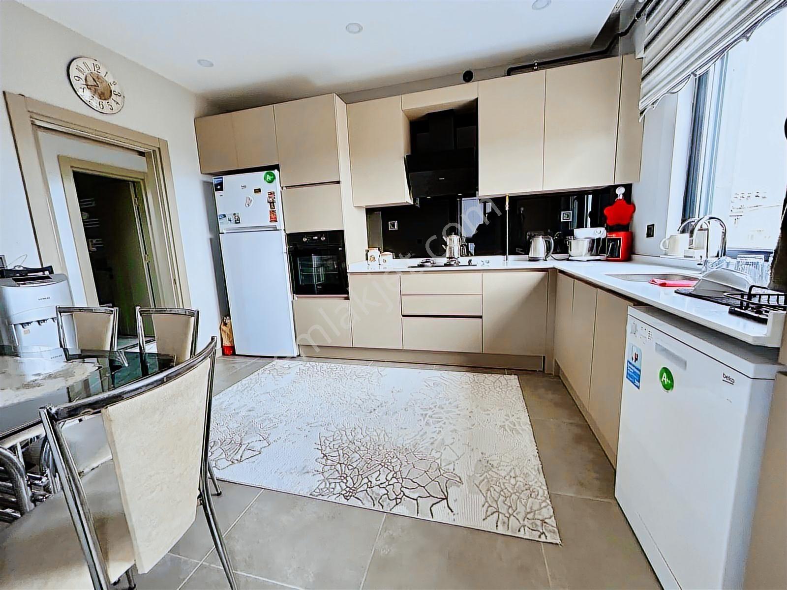 Çankaya Mahallesin'de Massa Life Sitesi Satılık 3+1 - Görsel 20