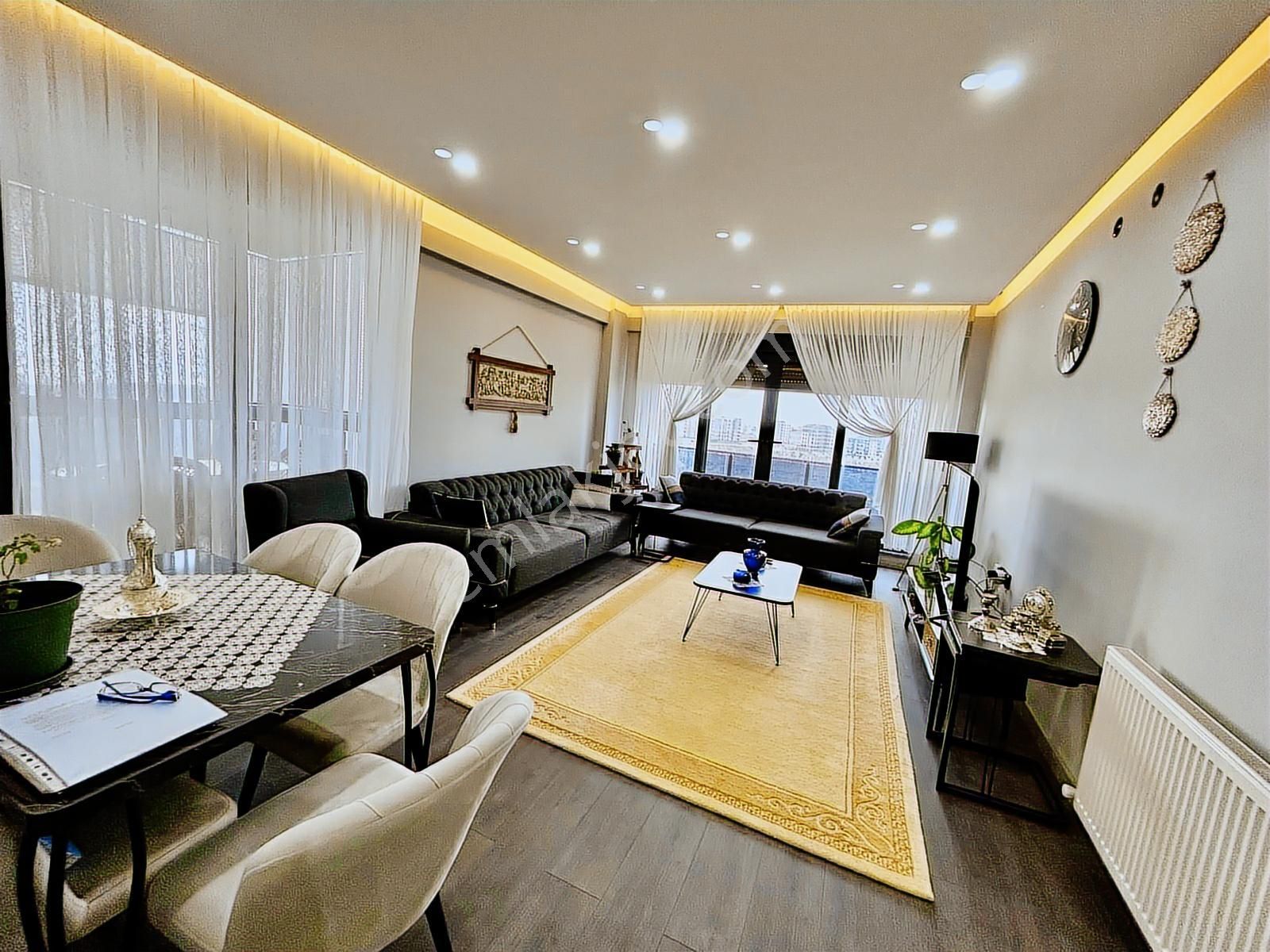 Çankaya Mahallesin'de Massa Life Sitesi Satılık 3+1 - Görsel 17