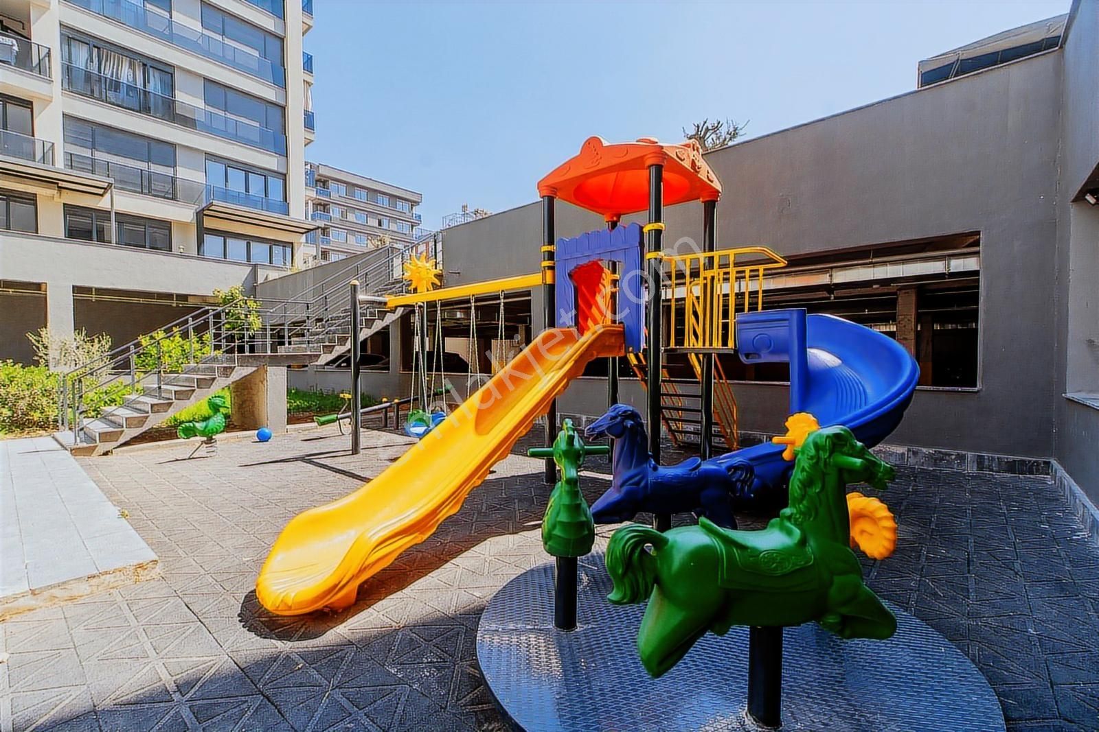 Çankaya Mahallesin'de Massa Life Sitesi Satılık 3+1 - Görsel 27