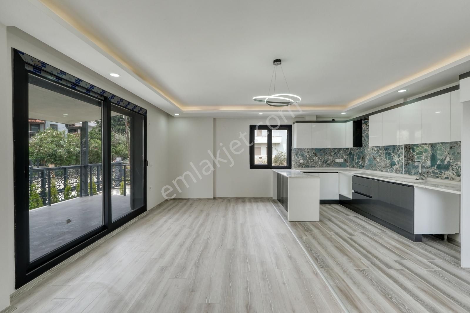 Turyap Urla İskele | İskele'de Sıfır Müstakil Girişli Villa - Görsel 13