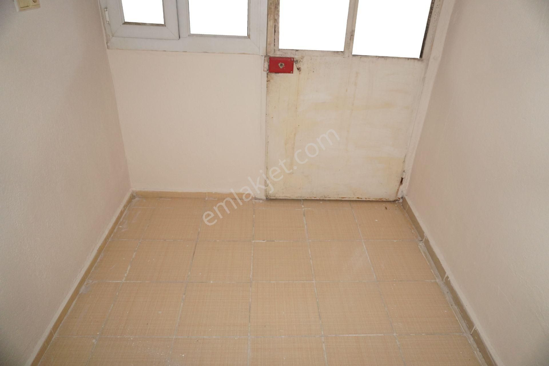 Çiğli Yakakentte 1+1 Kiralık Daire Sundan Ucuz Fiyata - Görsel 14